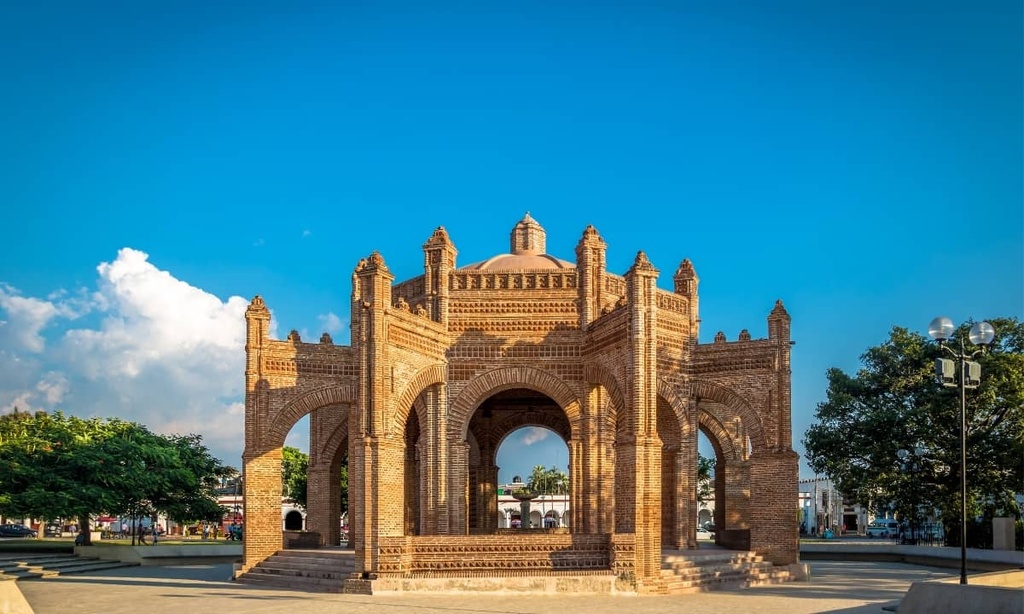 Cañón del sumidero, Miradores, Chiapa de Corzo, Parque de la
Marimba y Museo de la Marimba Temporada Alta