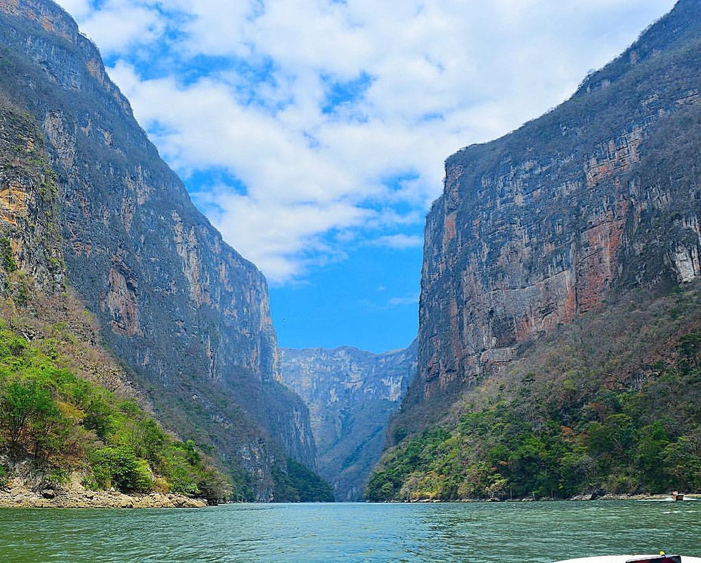 [TCCO026] Cañón del sumidero, Miradores, Chiapa de Corzo, Parque de la
Marimba y Museo de la Marimba Temporada Alta (adulto)